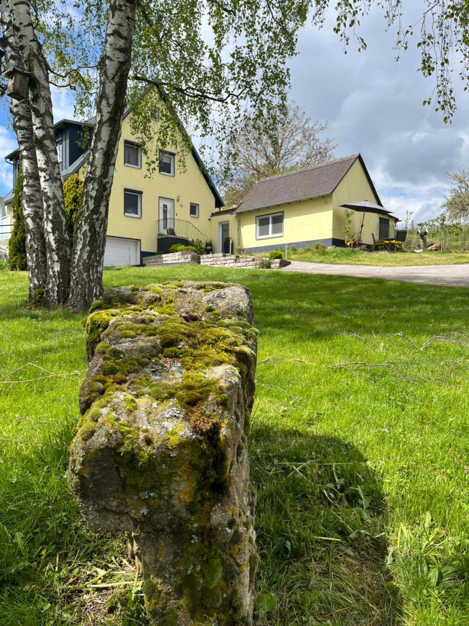 Fewo Haus Hutzelbuck In Idyllisch-Gruener Lage Naehe An Ansbach Exterior foto